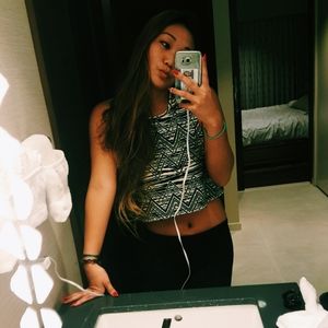 Meet your Posher, Leighan